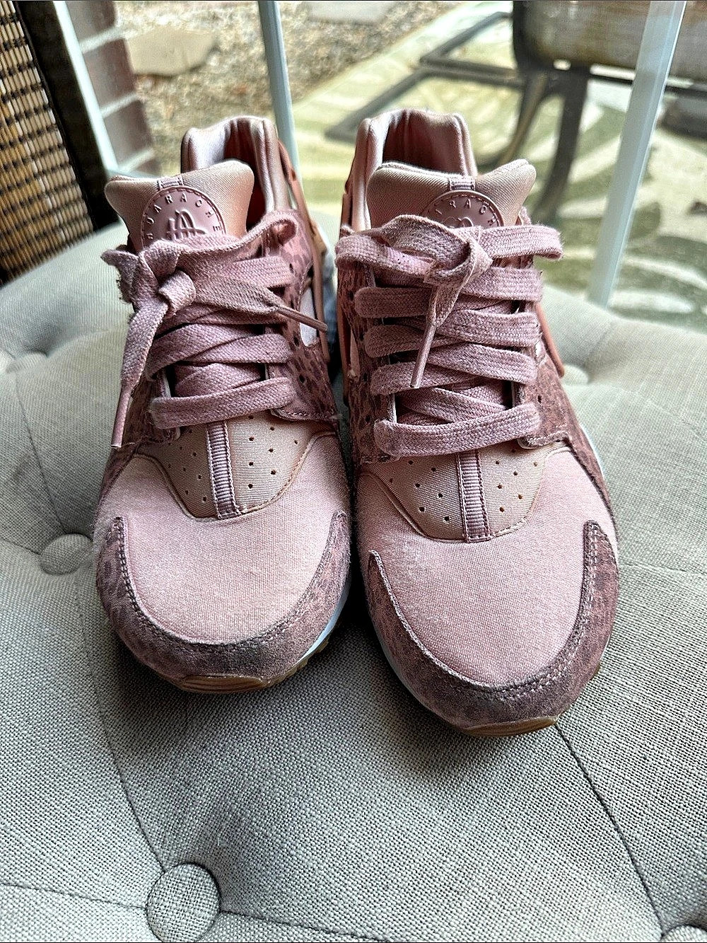 Nike Air Huarache Run Atomic Pink Sneakers US 7.5
